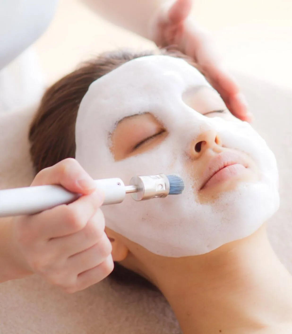 フェイスエステ実施中画像